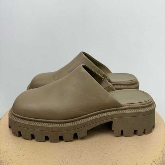 ASOS Design Women’s Marvin Chunky Flat Mules in Khaki Tan - Picture 3 of 10